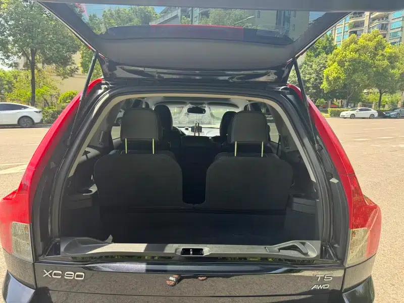 2011 Volvo XC90 2.5T R-Design — миниатюра 24
