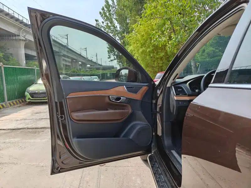 2018 Volvo XC90 T6 Smart Edition 7-seater — миниатюра 18