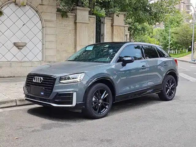 Audi Q2L 2021 35 TFSI Fashion Dynamic Edition