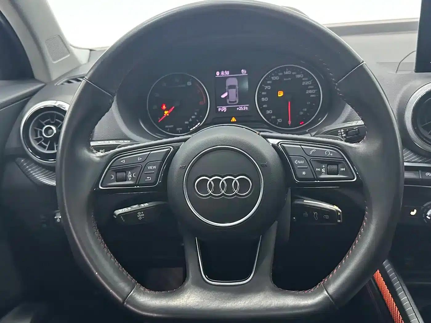 Audi Q2L 2022 35 TFSI Progressive Dynamic Edition — миниатюра 12