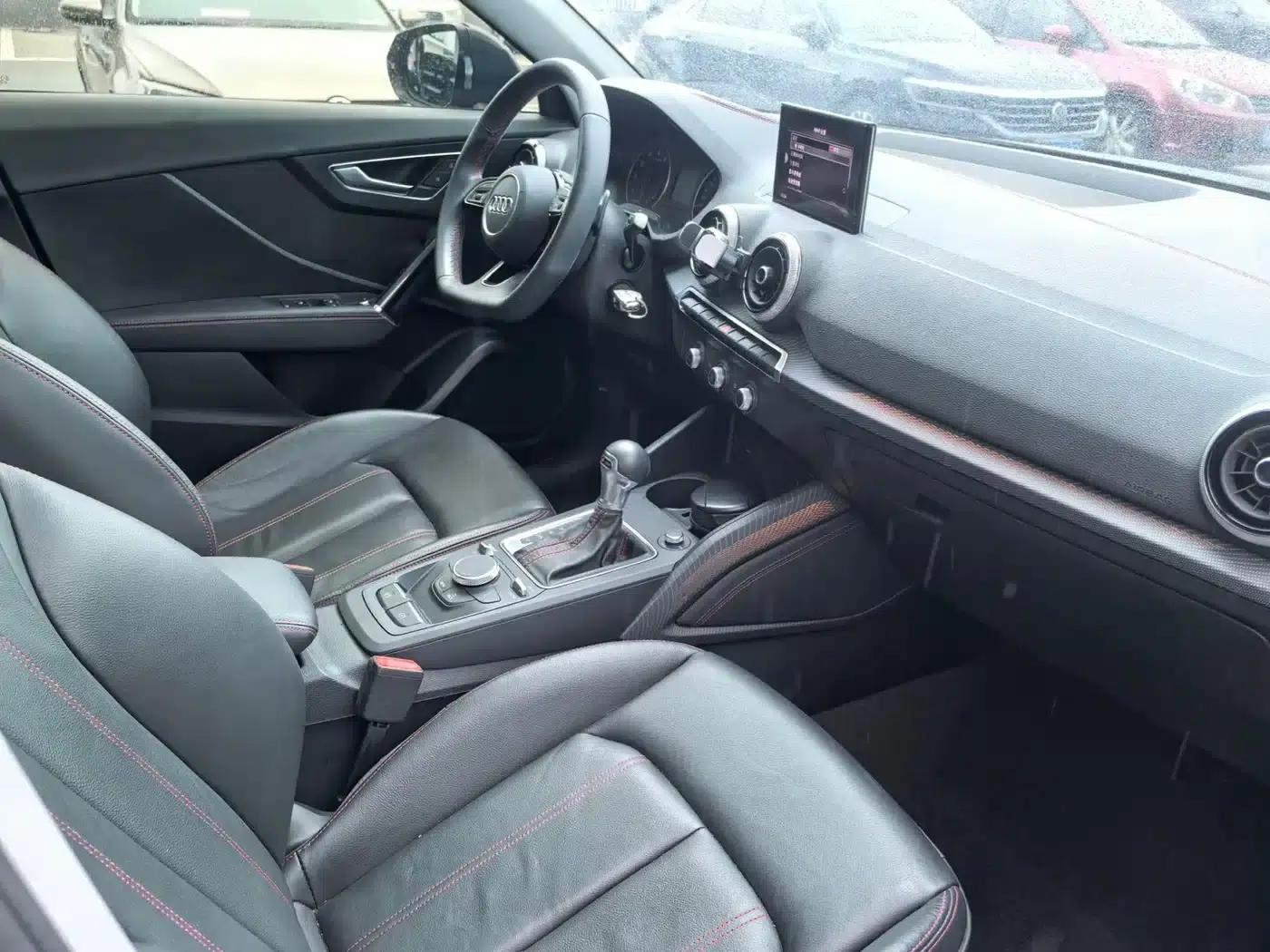 Audi Q2L 2022 35 TFSI Progressive Dynamic Edition — миниатюра 9