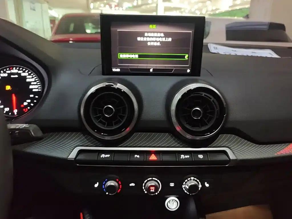 Audi Q2L 2022 35 TFSI Progressive Dynamic Edition — миниатюра 13