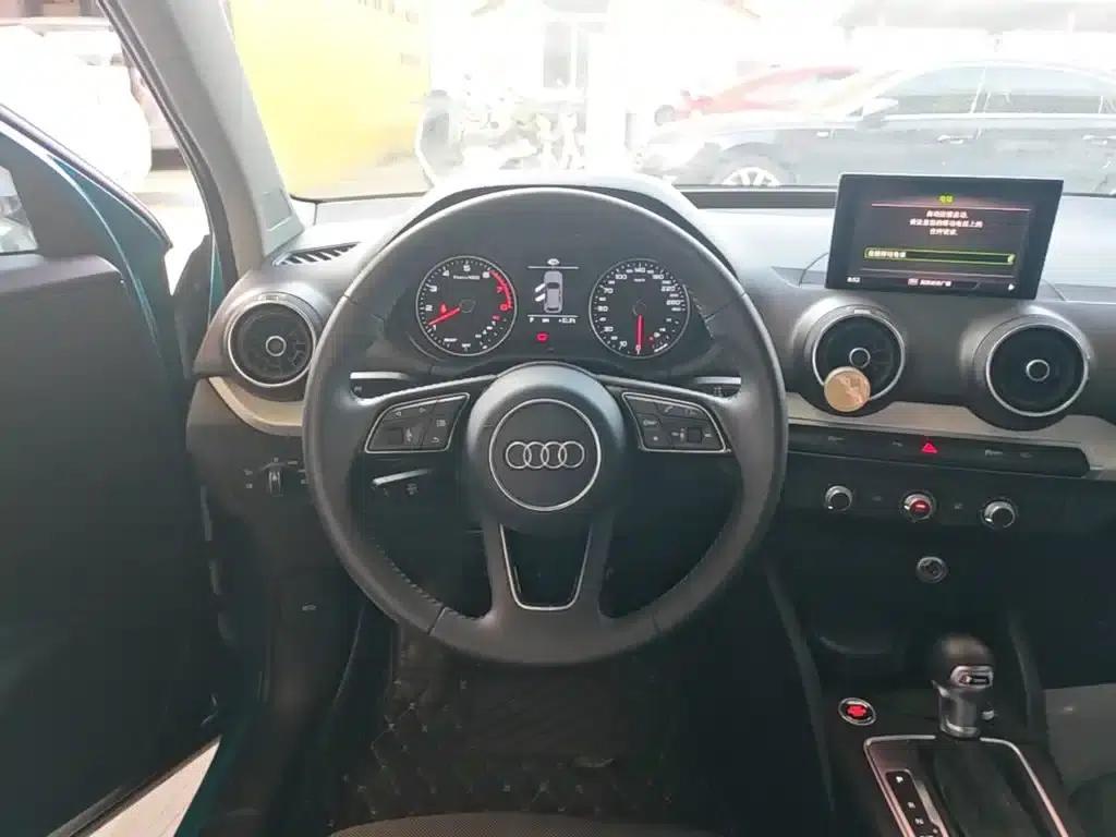 Audi Q2L 2020 35 TFSI Progressive Dynamic Edition — миниатюра 11