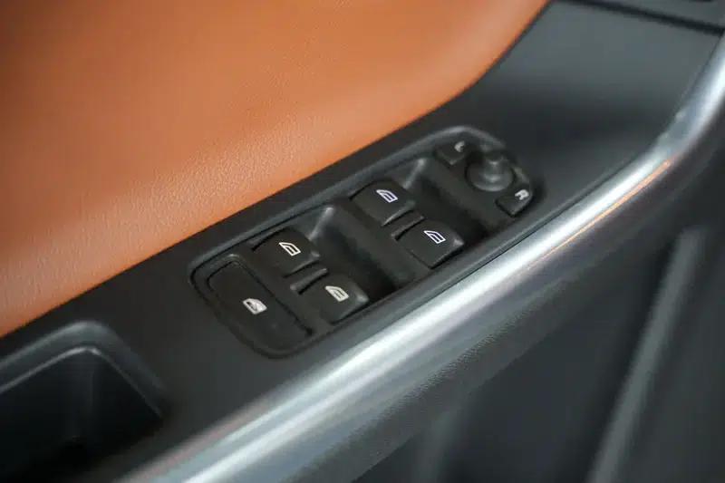 2014 Volvo S60 S60L 2.0T Smart Edition — миниатюра 23