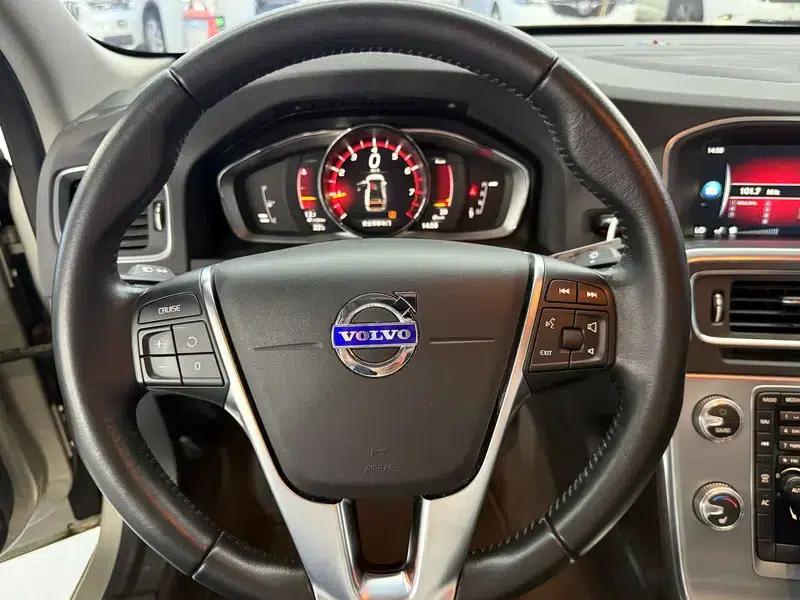 2016 Volvo S60L T4 Smart Edition — миниатюра 12