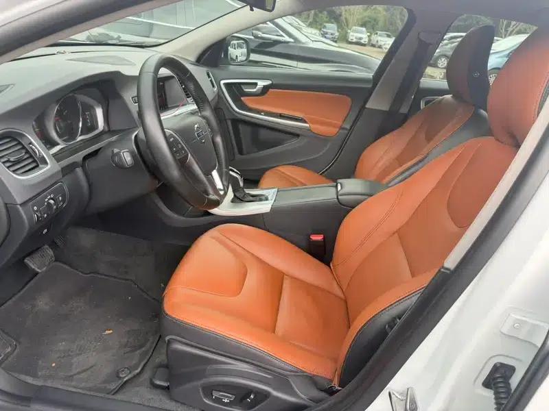 2016 Volvo S60L T4 Smart Edition — миниатюра 11