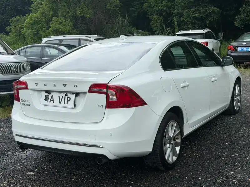 2016 Volvo S60L T4 Smart Edition — миниатюра 6