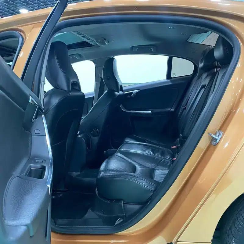 2014 Volvo S60 (Imported) T5 Smart Edition — миниатюра 9