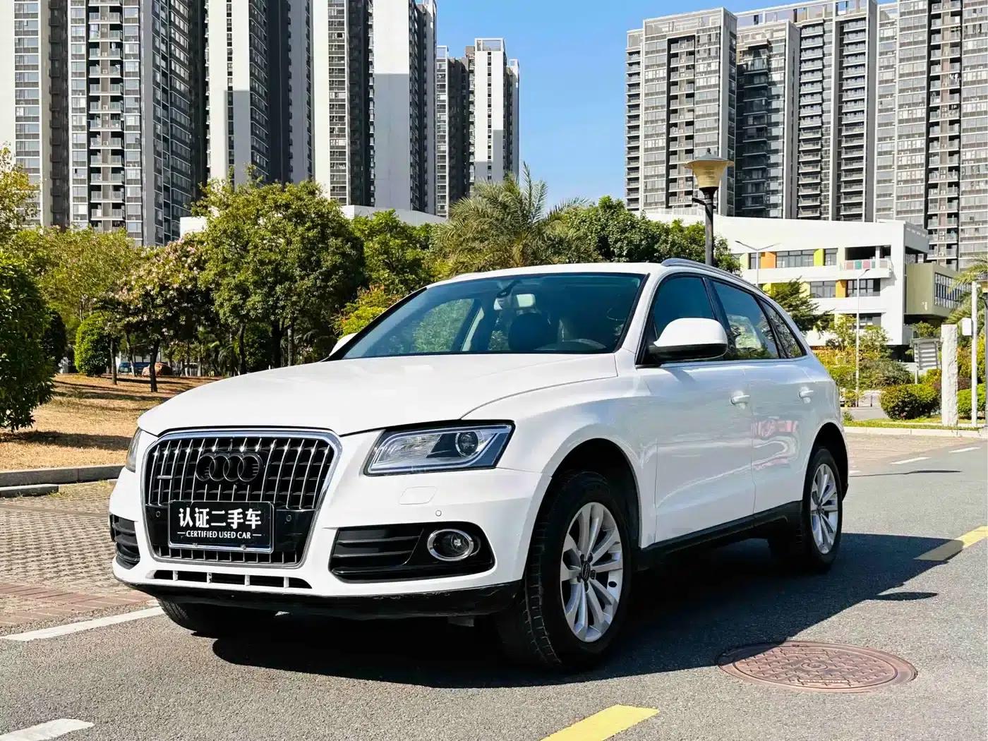 Audi Q5 2013 40 TFSI Technology Edition — миниатюра 2