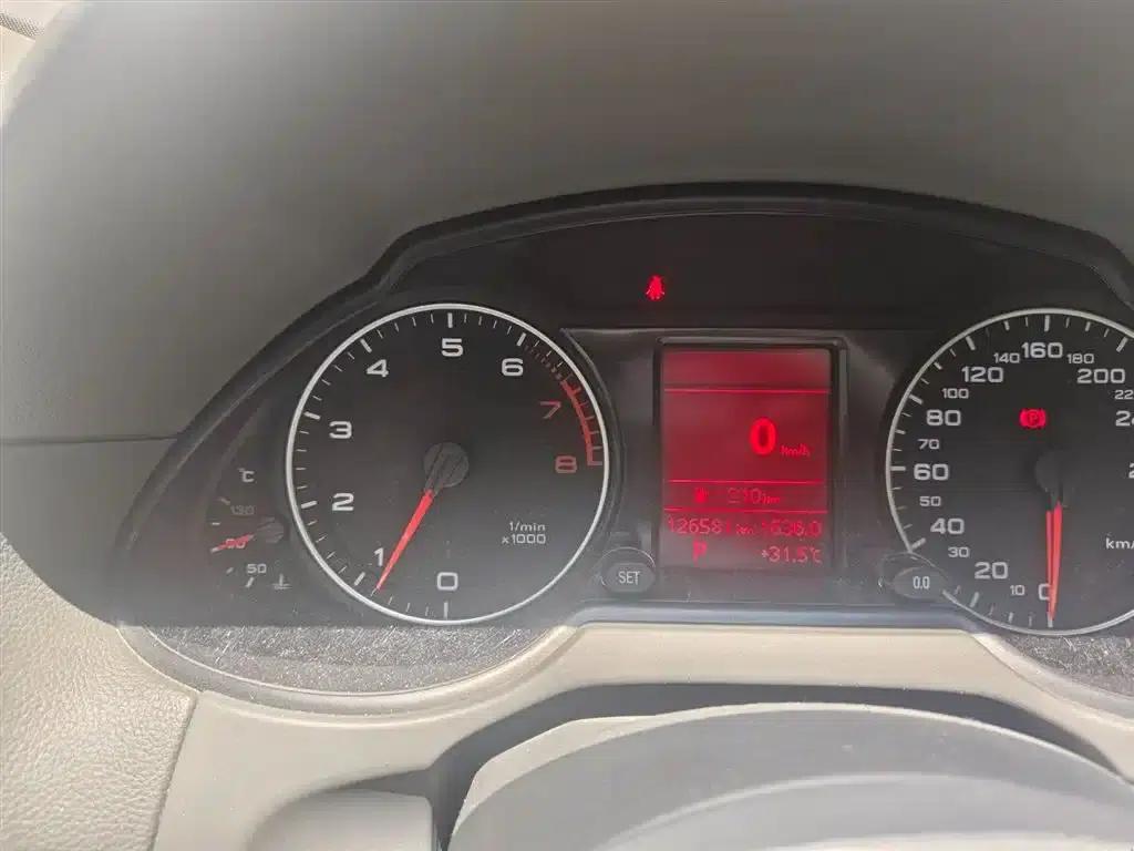 Audi Q5 2012 2.0TFSI Technology Edition — миниатюра 7