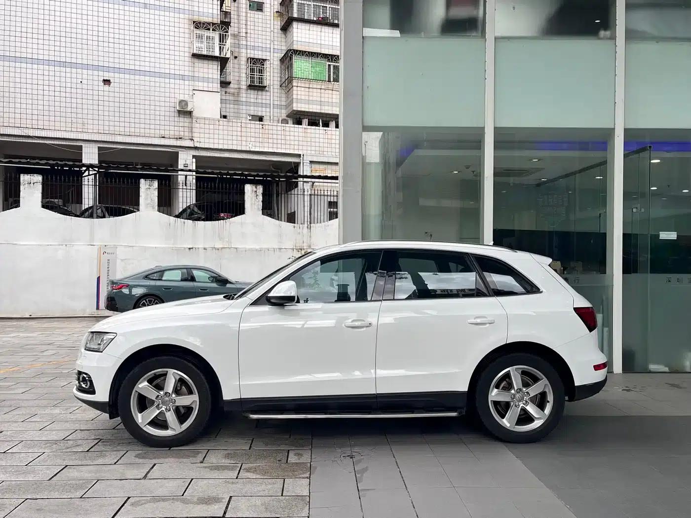 Audi Q5 2013 40 TFSI Comfort — миниатюра 2