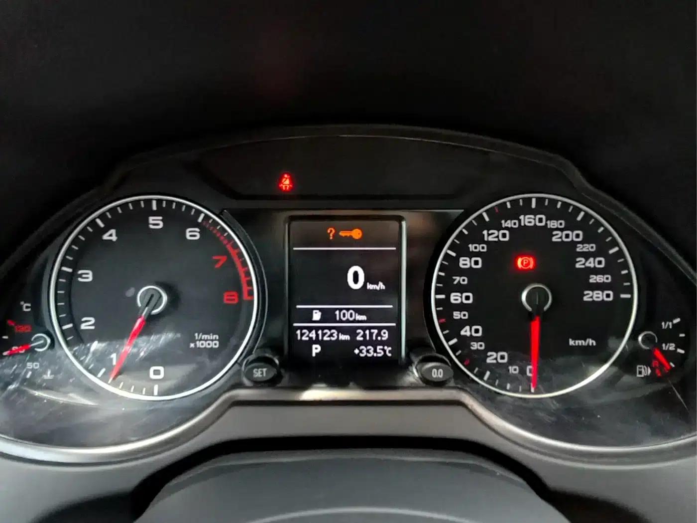 Audi Q5 2017 40 TFSI Progressive — миниатюра 12
