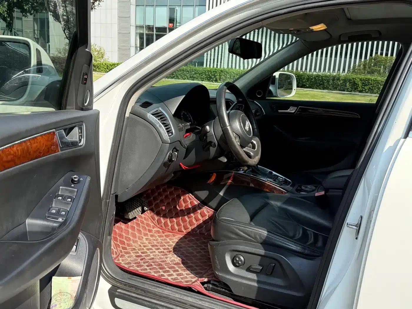 Audi Q5 2011 2.0TFSI Comfort — миниатюра 5