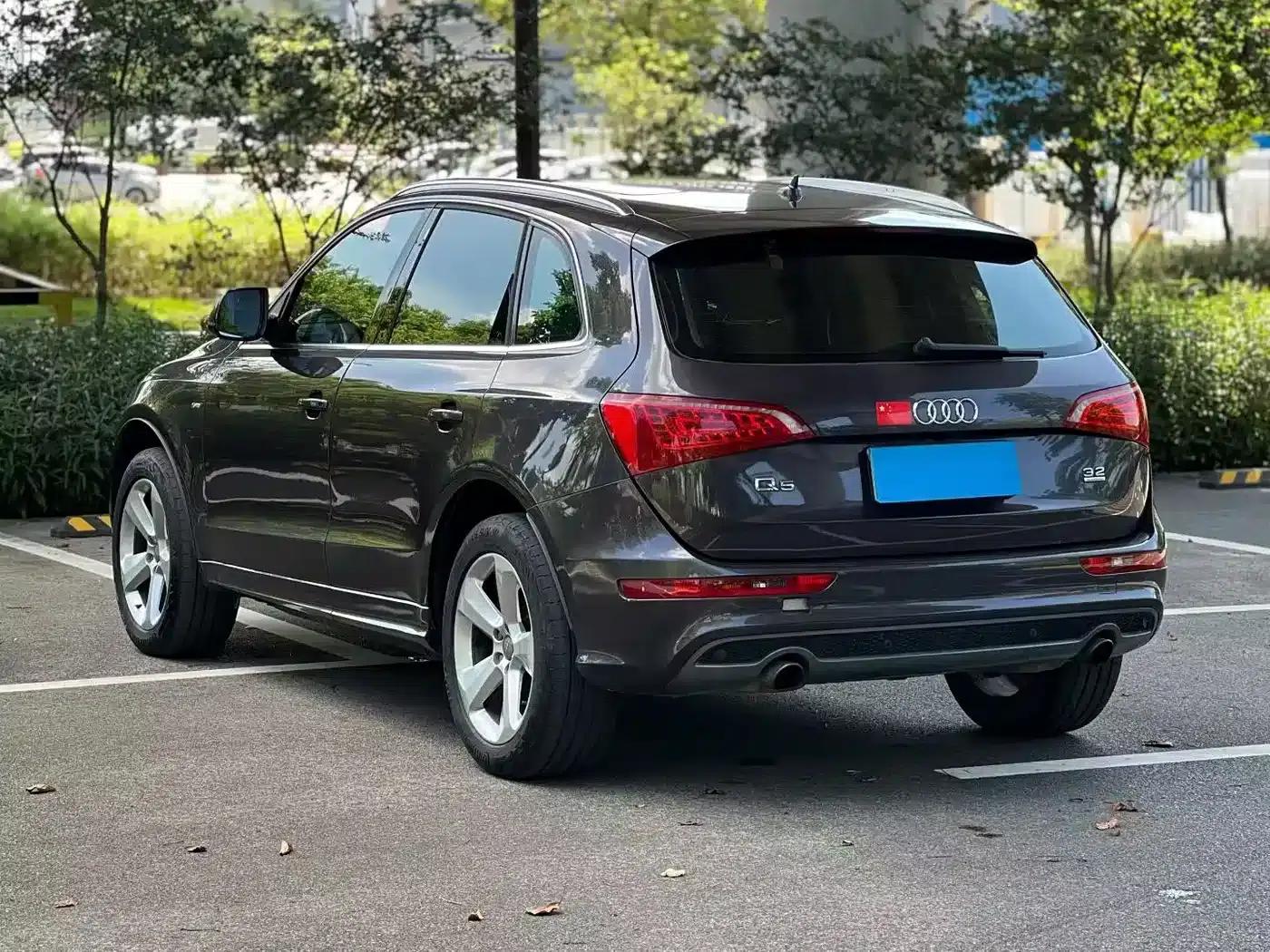 2010 Audi Q5 Imported Model 3.2FSI Sport — миниатюра 6