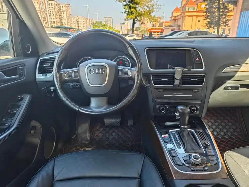 2010 Audi Q5 Imported Model 3.2FSI Sport — миниатюра 14