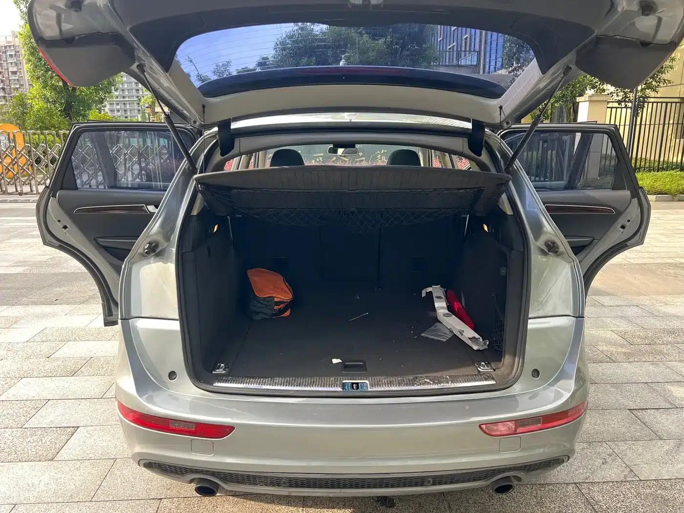 2010 Audi Q5 Imported Model 2.0TFSI Sport Edition — миниатюра 14