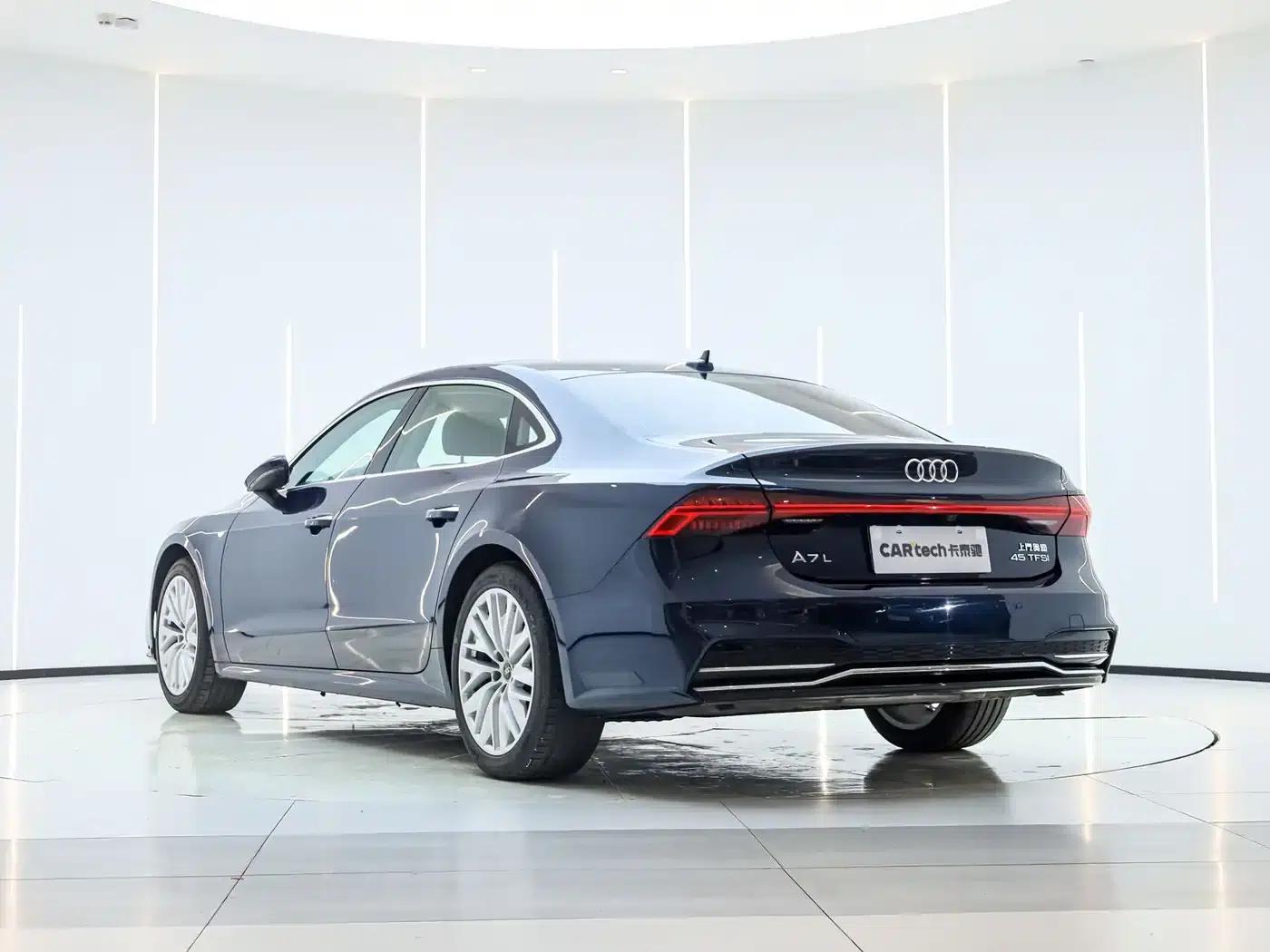 Audi A7L 2024 45TFSI S-line Dream Edition Crystal Package — миниатюра 4