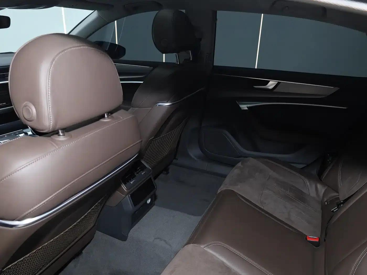 Audi A7L 2024 45TFSI S-line Dream Edition Crystal Package — миниатюра 14