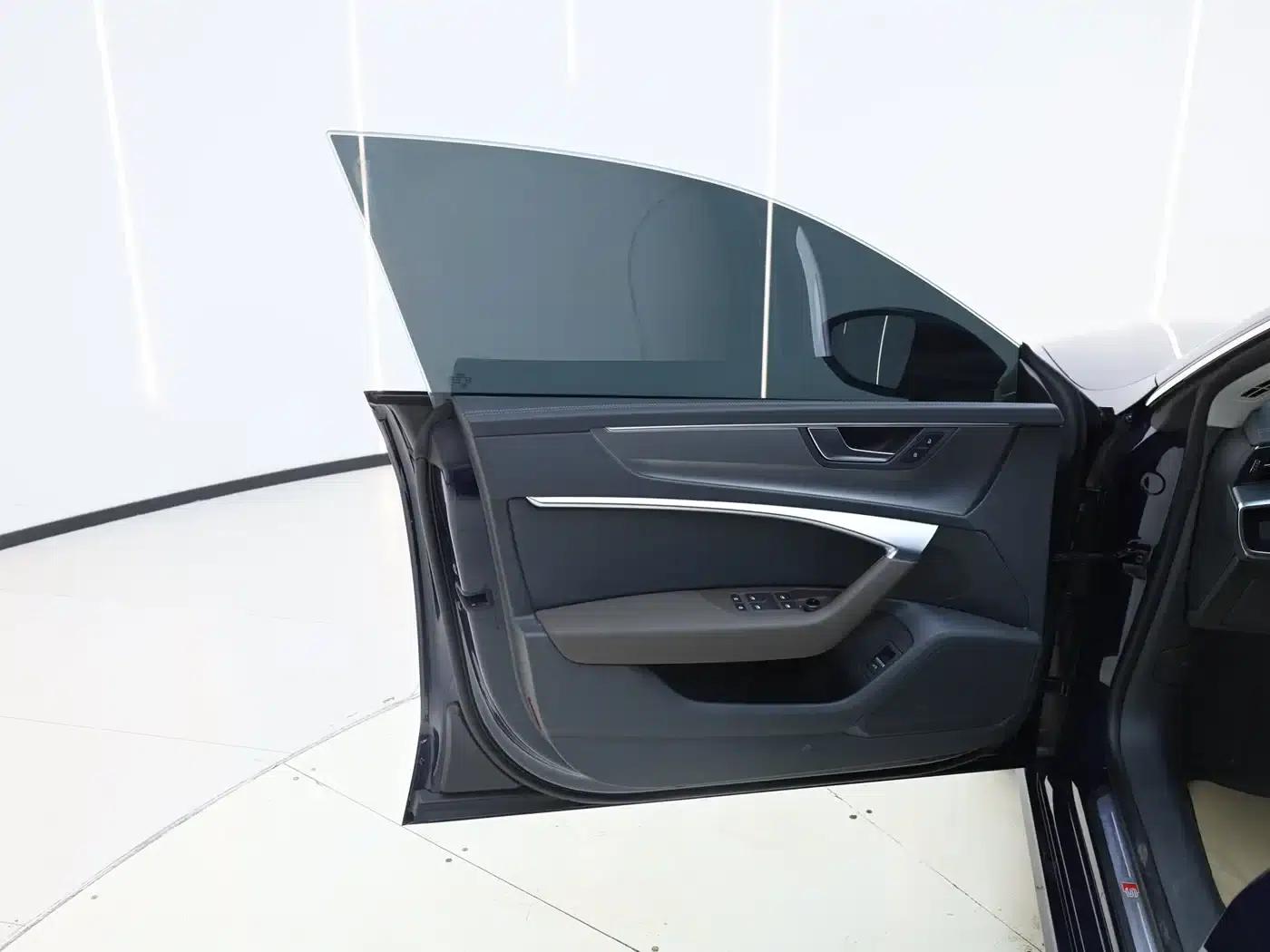 Audi A7L 2024 45TFSI S-line Dream Edition Crystal Package — миниатюра 9