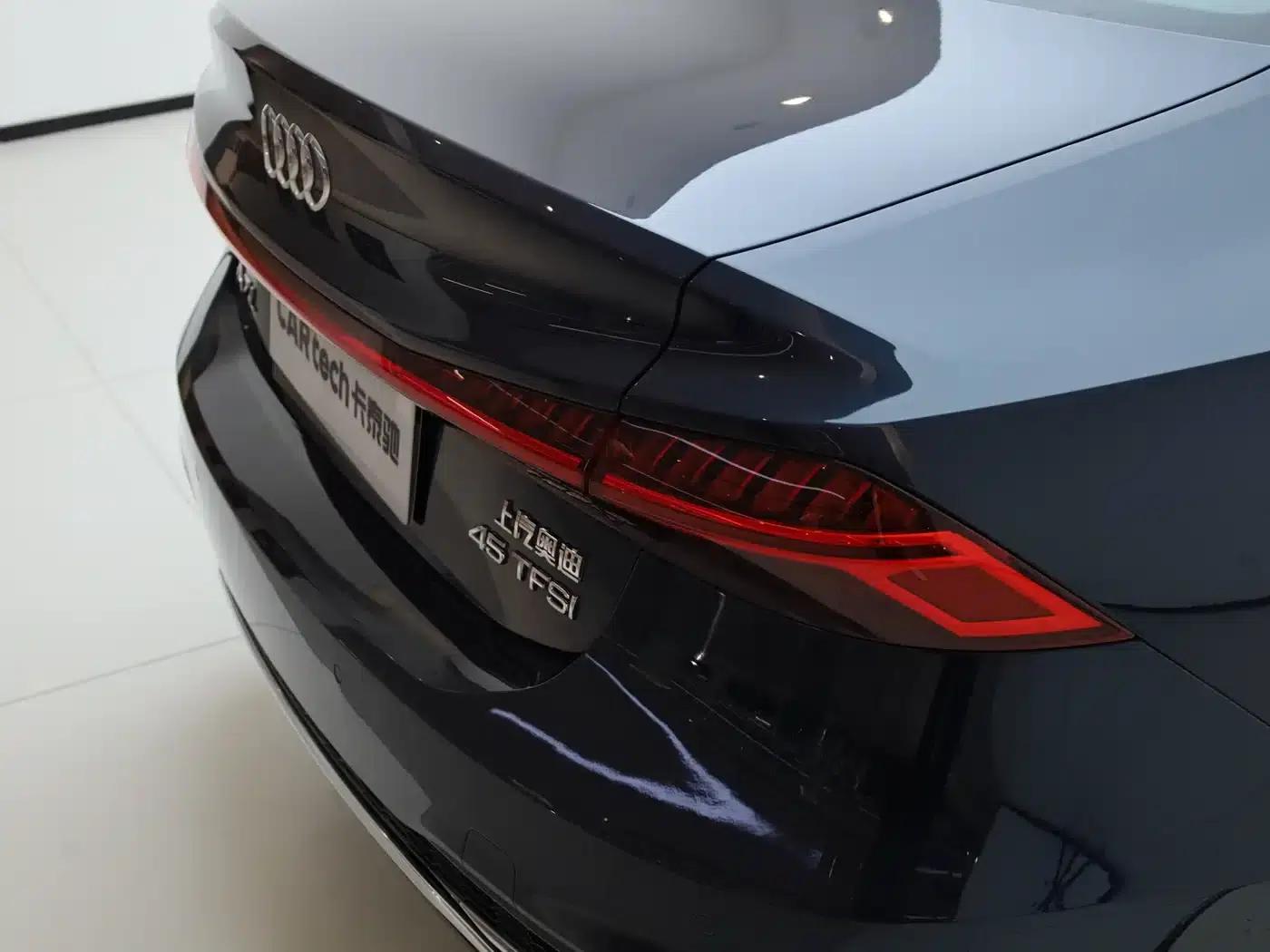 Audi A7L 2024 45TFSI S-line Dream Edition Crystal Package — миниатюра 13