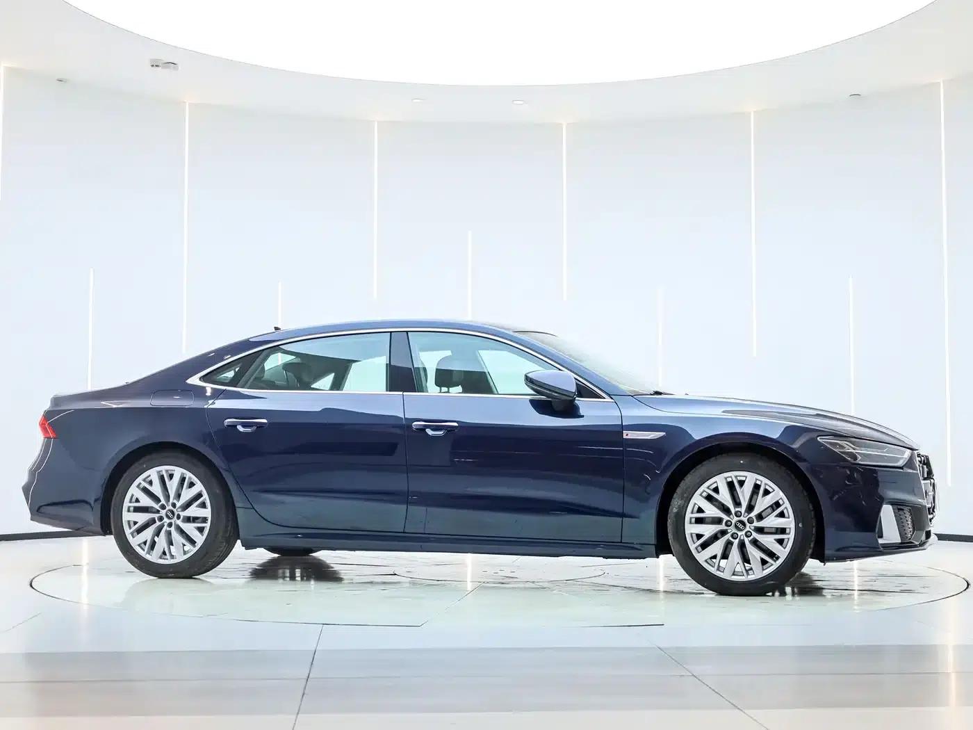 Audi A7L 2024 45TFSI S-line Dream Edition Crystal Package — миниатюра 3