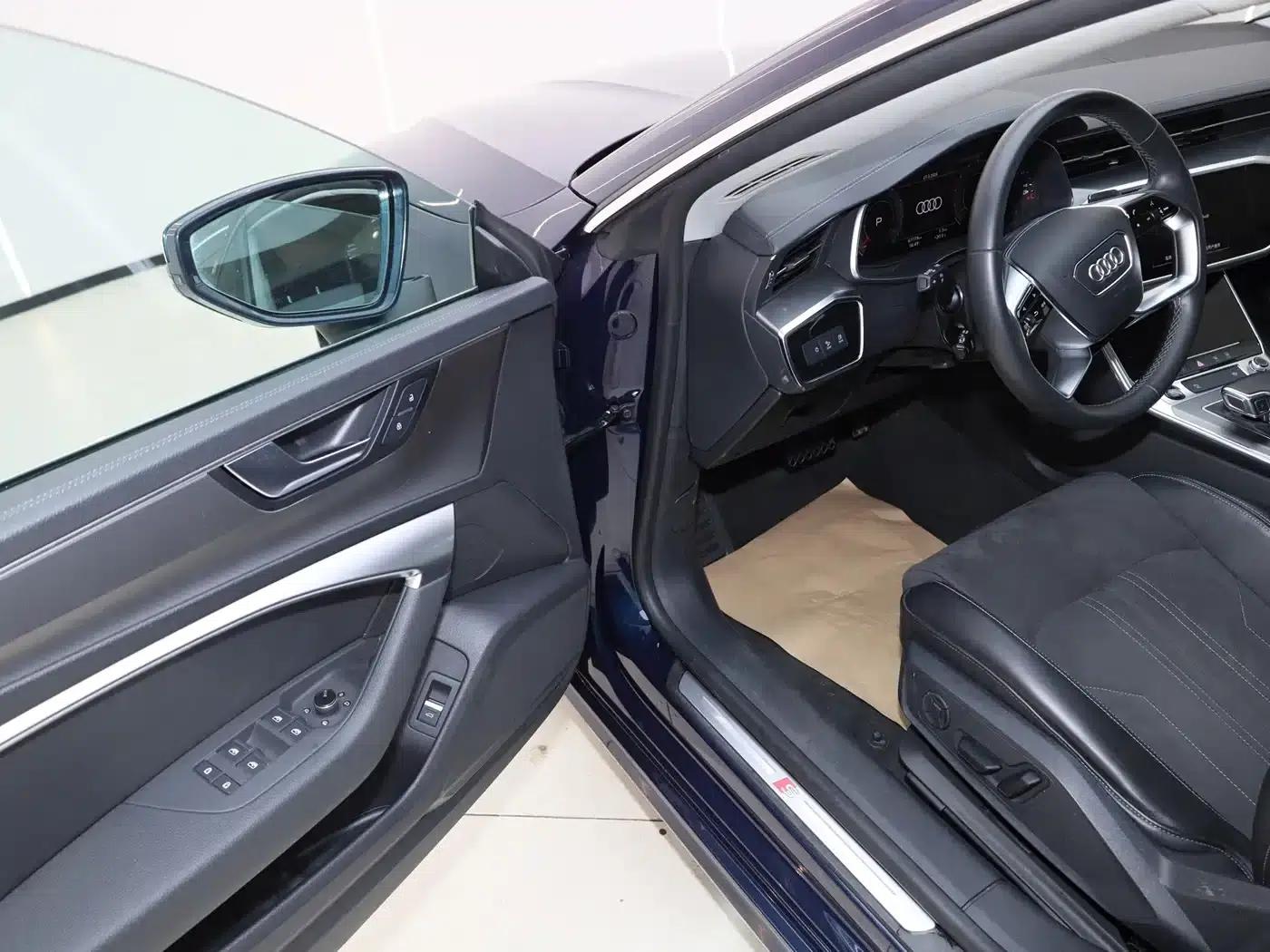 Audi A7L 2024 45TFSI S-line Dream Edition Crystal Package — миниатюра 21