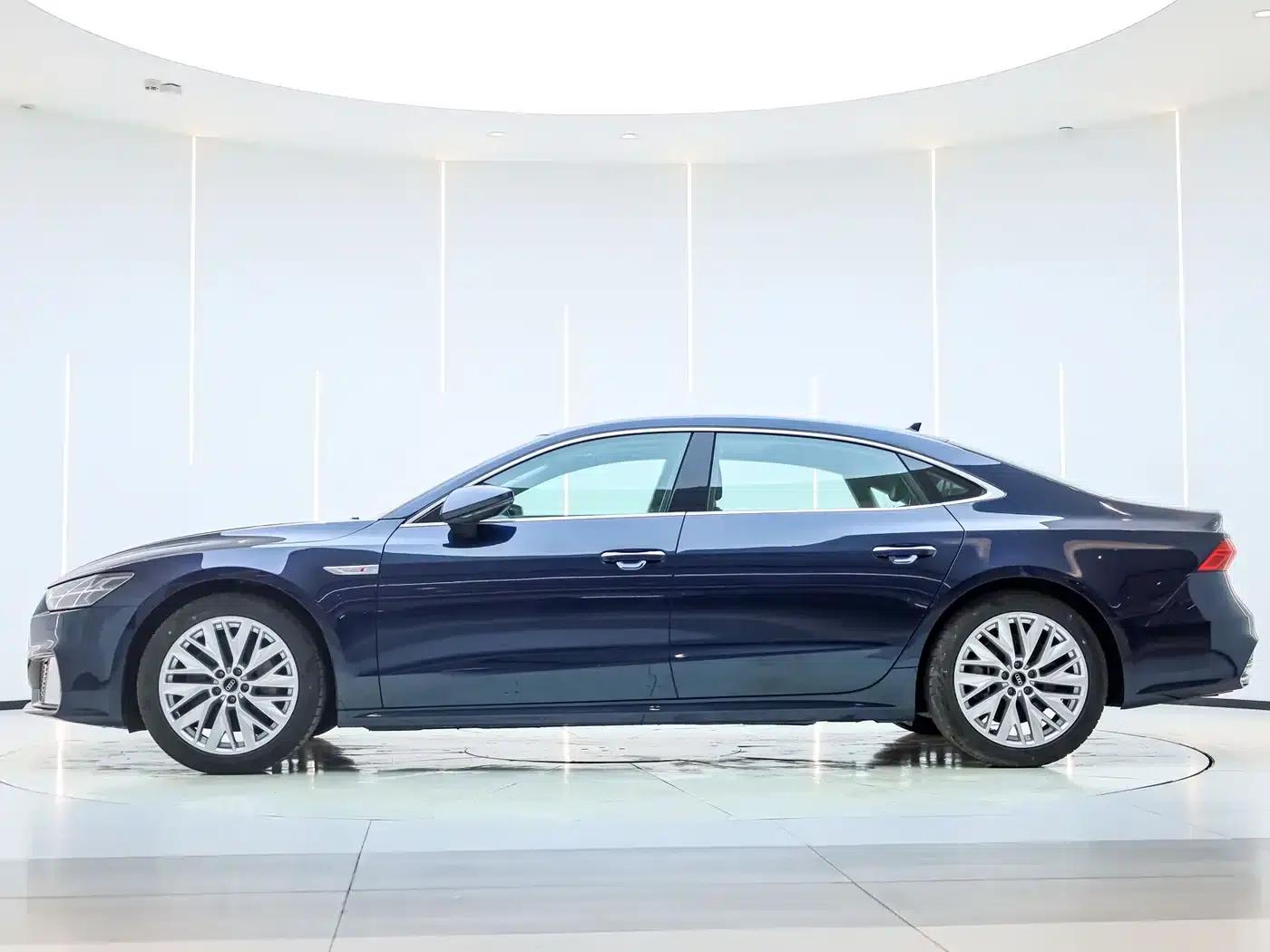 Audi A7L 2024 45TFSI S-line Dream Edition Crystal Package — миниатюра 6