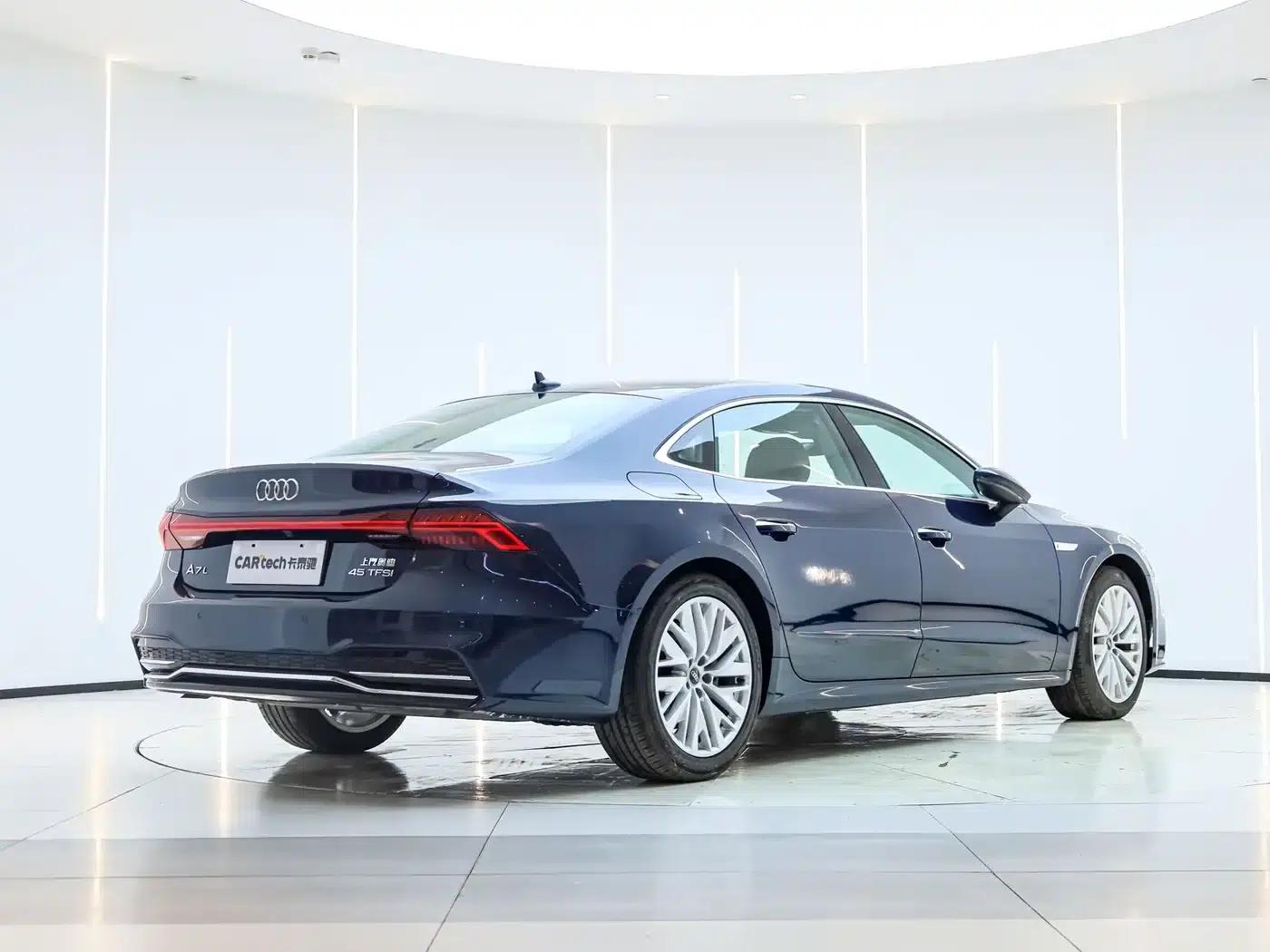Audi A7L 2024 45TFSI S-line Dream Edition Crystal Package — миниатюра 8