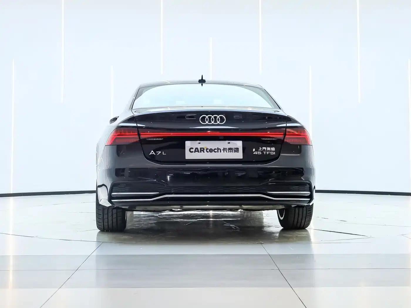Audi A7L 2024 45TFSI S-line Dream Edition Crystal Package — миниатюра 2