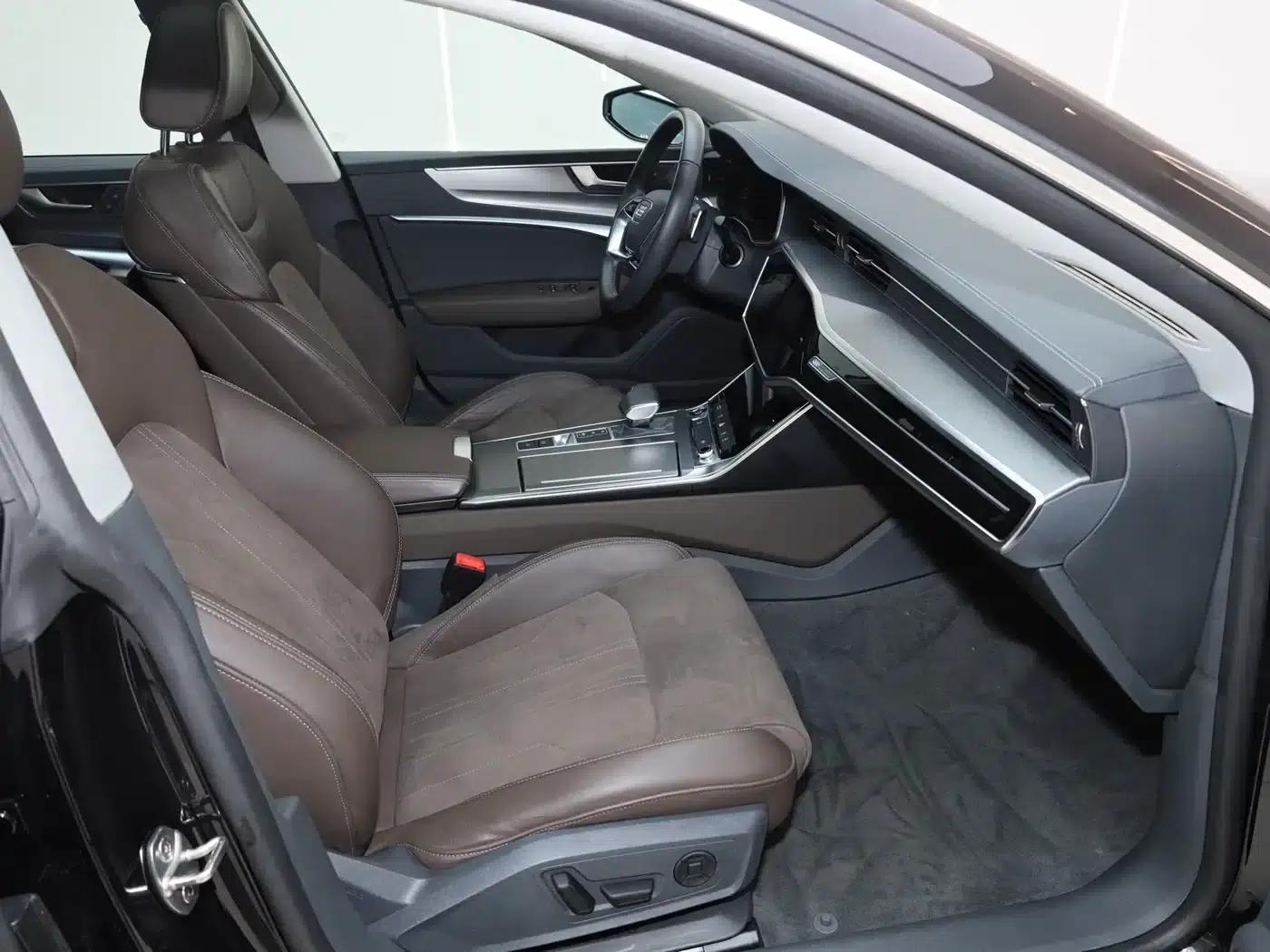 Audi A7L 2024 45TFSI S-line Dream Edition Crystal Package — миниатюра 15