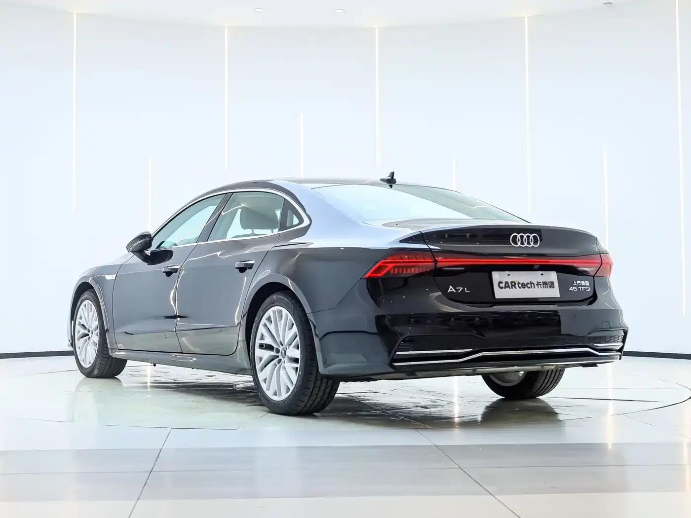 Audi A7L 2024 45TFSI S-line Dream Edition Crystal Package — миниатюра 3