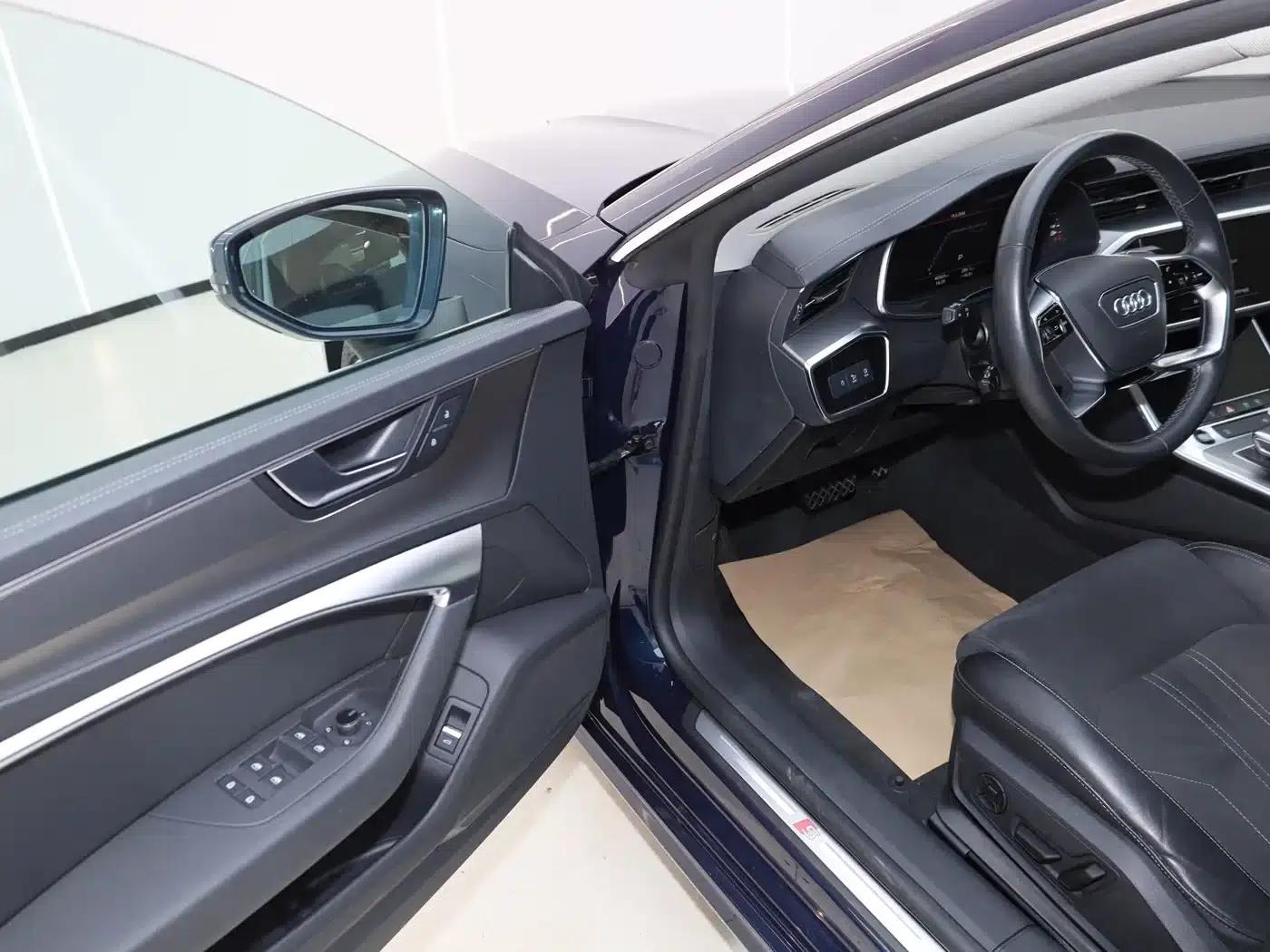 Audi A7L 2024 45TFSI S-line Dream Edition Crystal Package — миниатюра 20