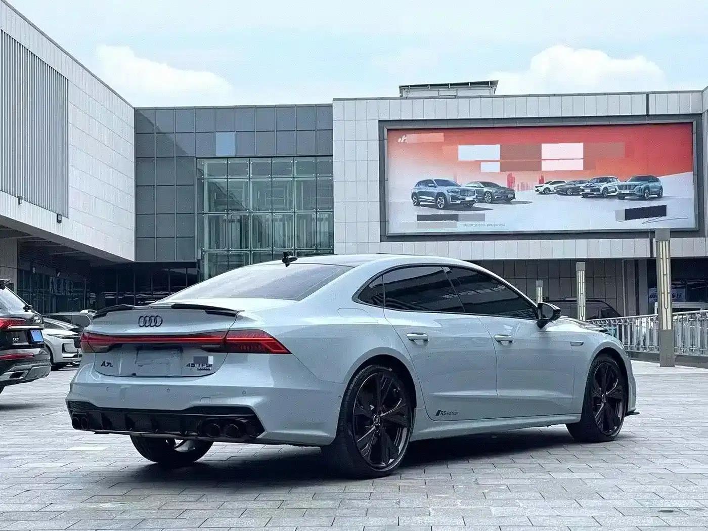 2024 Audi A7L 45 TFSI quattro RS Package Racing Edition — миниатюра 6