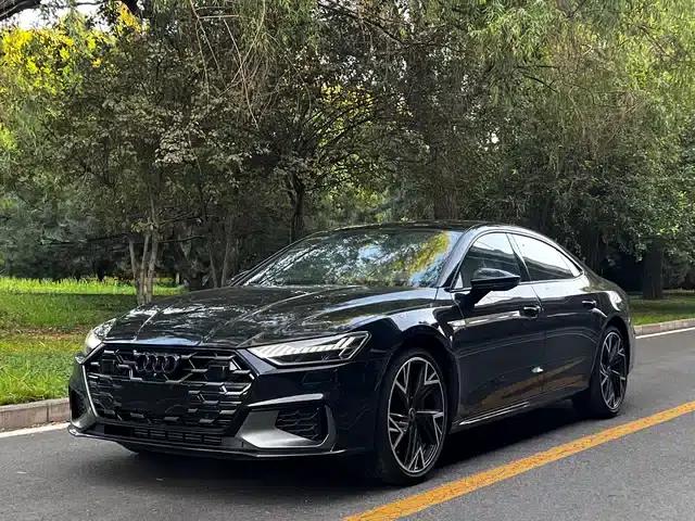 2024 Audi A7L 45 TFSI quattro Black Edition