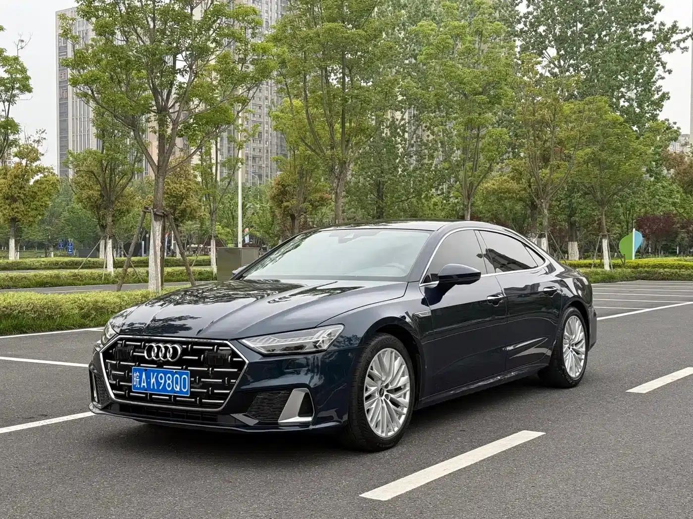 Audi A7L 2022 45 TFSI S-line Dream Edition Crystal Package — миниатюра 1