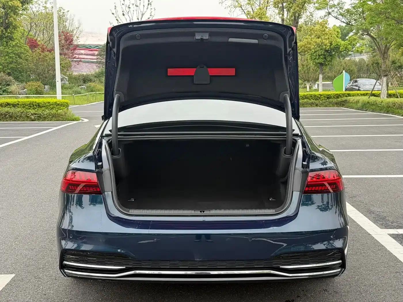 Audi A7L 2022 45 TFSI S-line Dream Edition Crystal Package — миниатюра 4