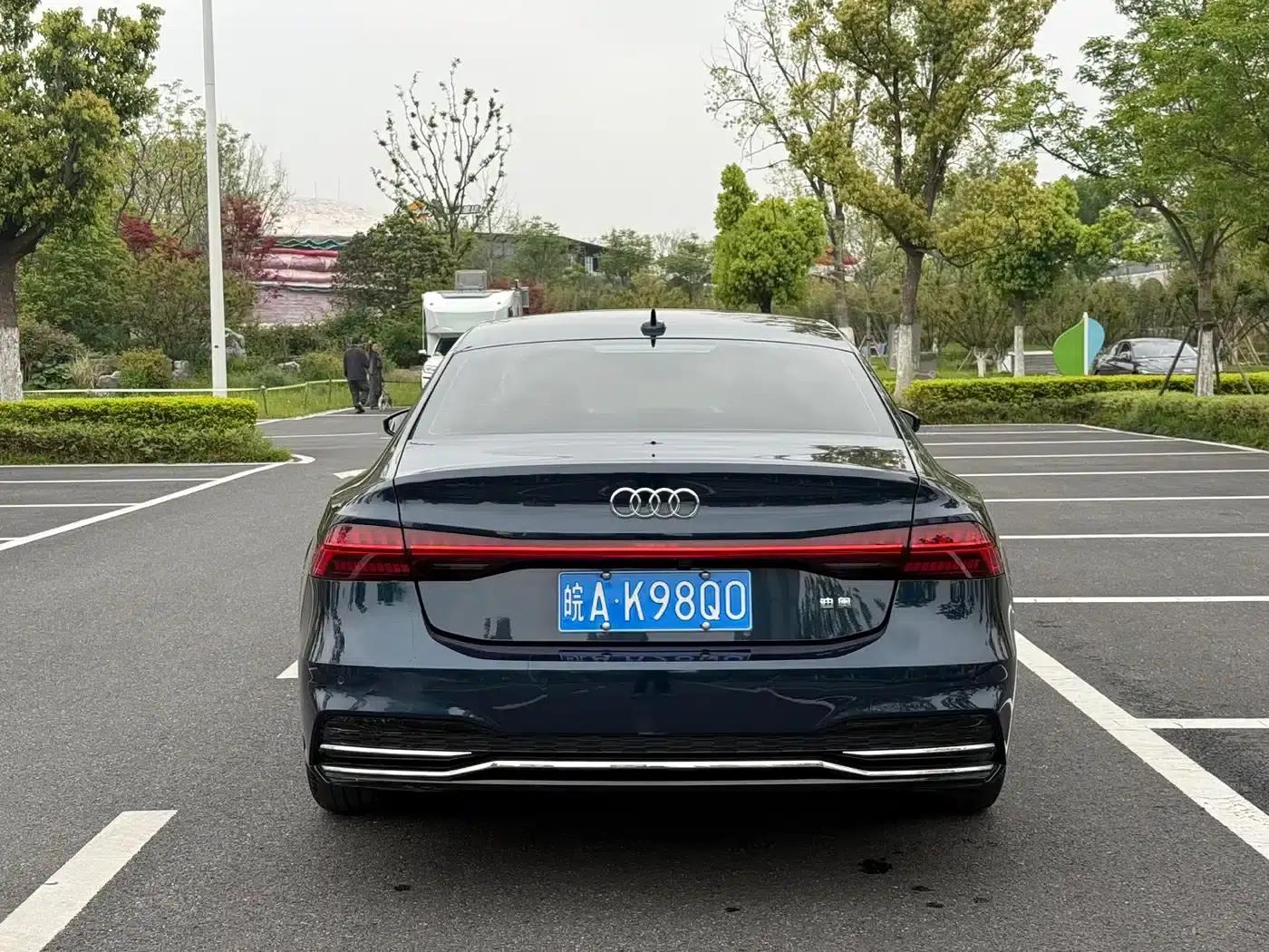 Audi A7L 2022 45 TFSI S-line Dream Edition Crystal Package — миниатюра 6