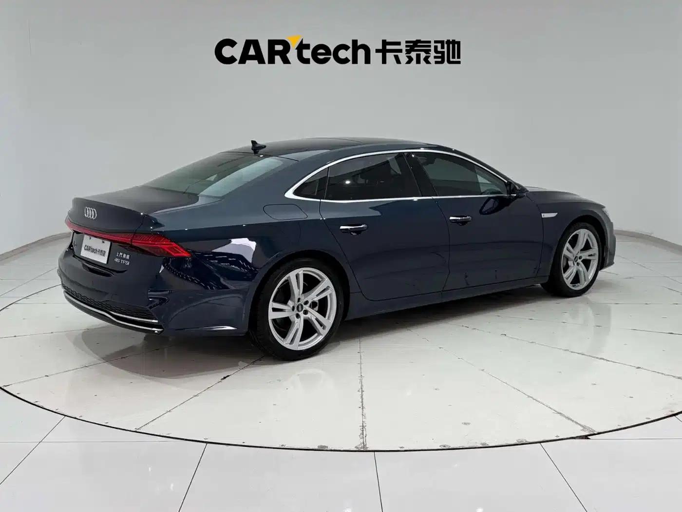 Audi A7L 2022 45 TFSI S-line Dream Future Edition — миниатюра 11