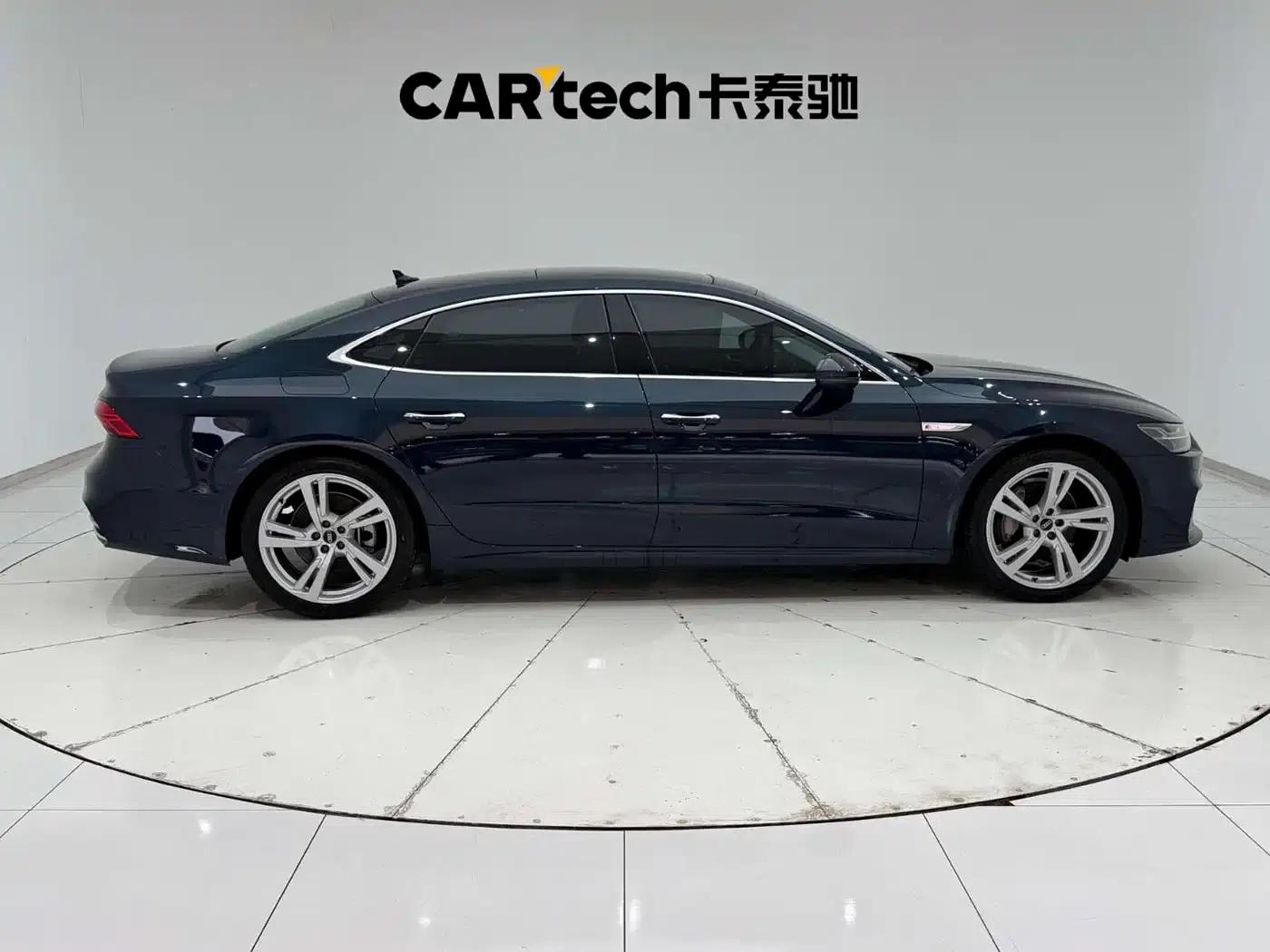 Audi A7L 2022 45 TFSI S-line Dream Future Edition — миниатюра 12