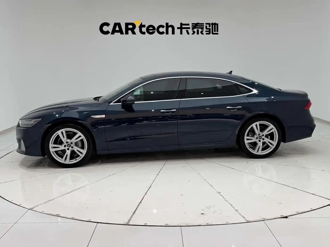 Audi A7L 2022 45 TFSI S-line Dream Future Edition — миниатюра 6