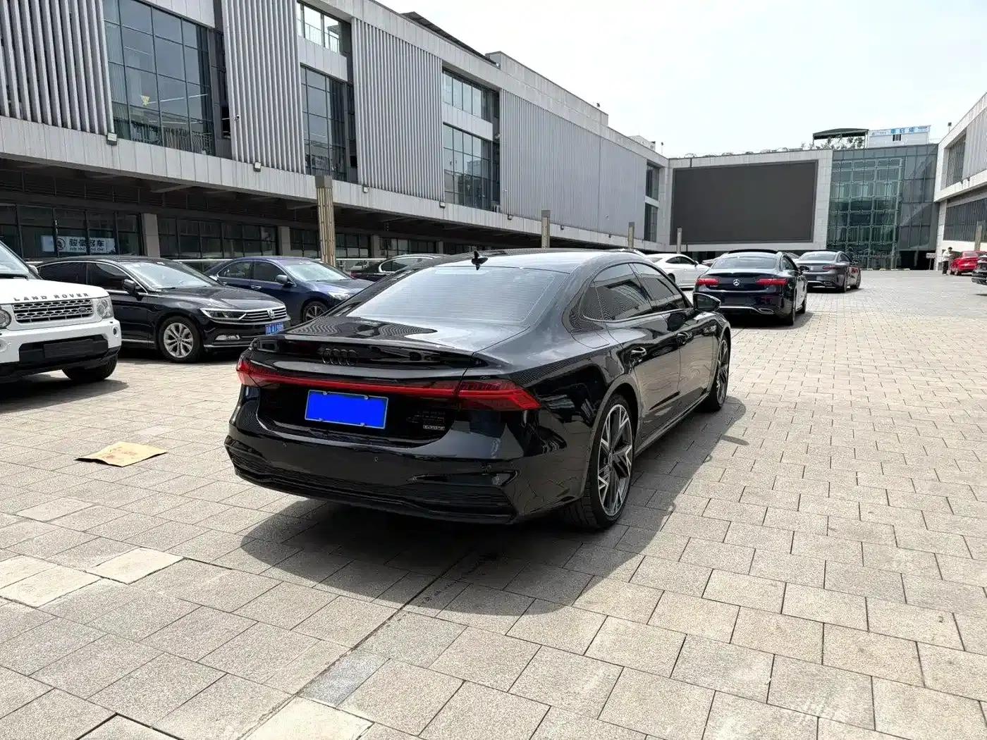Audi A7L 2024 45 TFSI quattro S-line Black Knight Edition — миниатюра 9