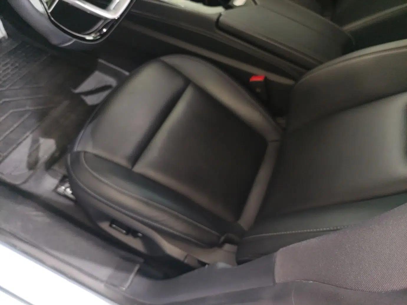 NETA S 2023 Pure Electric 520km Rear-Drive Lite Version — миниатюра 17