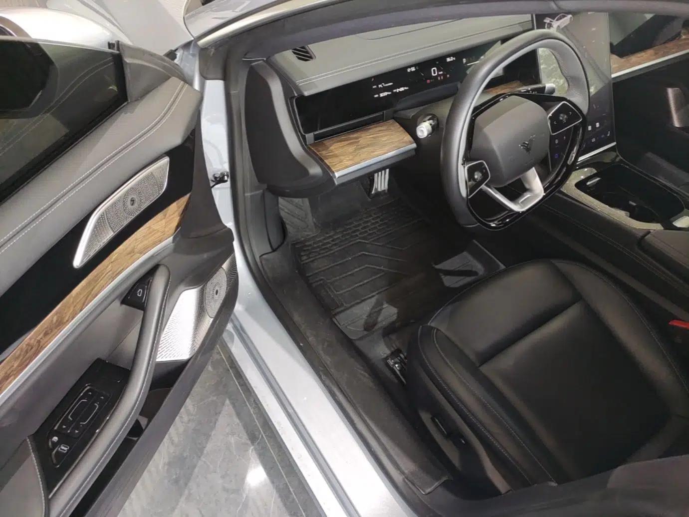 NETA S 2023 Pure Electric 520km Rear-Drive Lite Version — миниатюра 18