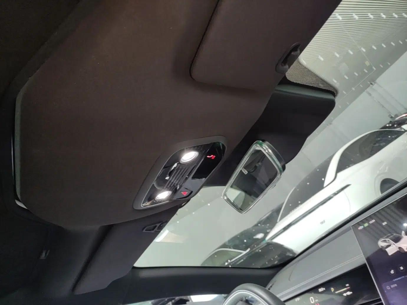 NETA S 2023 Pure Electric 520km Rear-Drive Lite Version — миниатюра 21