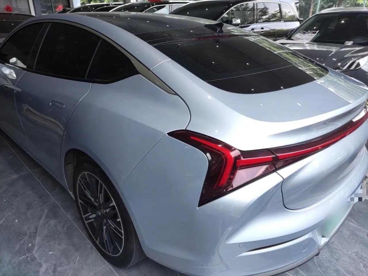 NETA S 2023 Pure Electric 520km Rear-Drive Lite Version — миниатюра 4