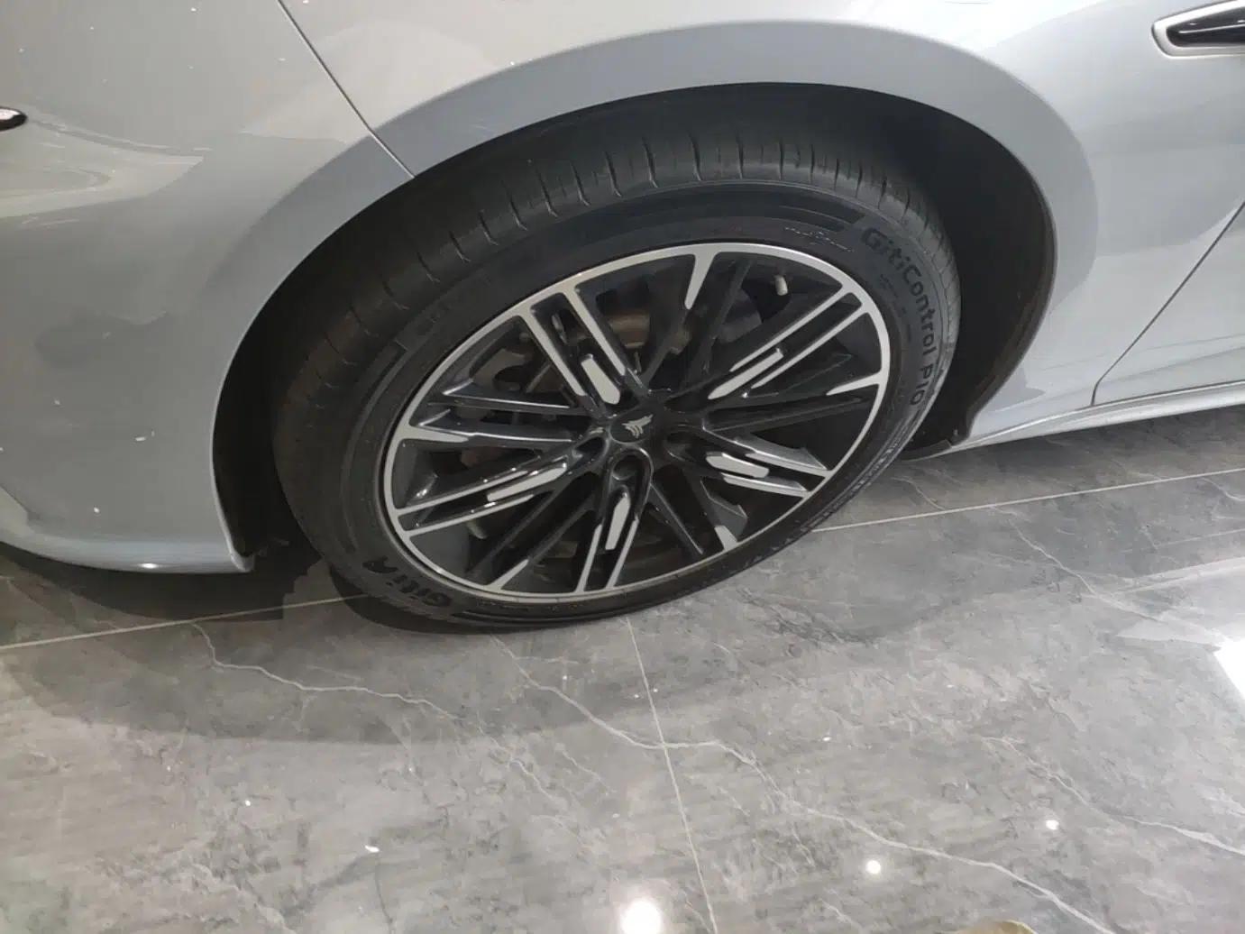 NETA S 2023 Pure Electric 520km Rear-Drive Lite Version — миниатюра 10