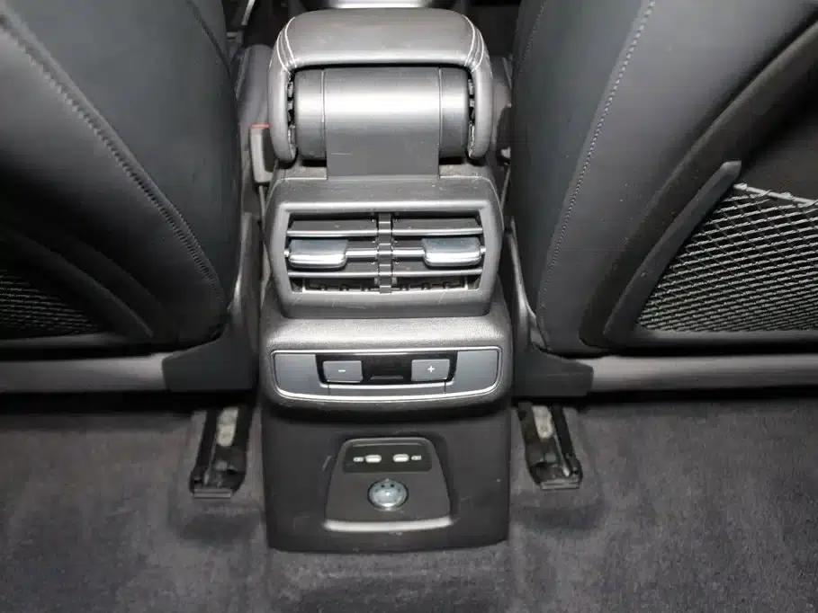 Audi Q4 e-tron 2024 Model 40 e-tron Adventure Edition — миниатюра 11