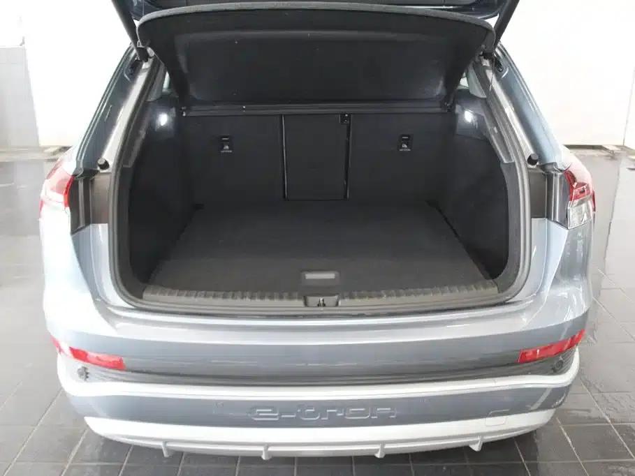 Audi Q4 e-tron 2024 Model 40 e-tron Adventure Edition — миниатюра 7