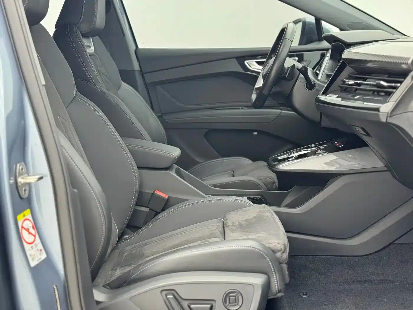 Audi Q4 e-tron 2023 50 e-tron quattro Expansion Edition — миниатюра 17