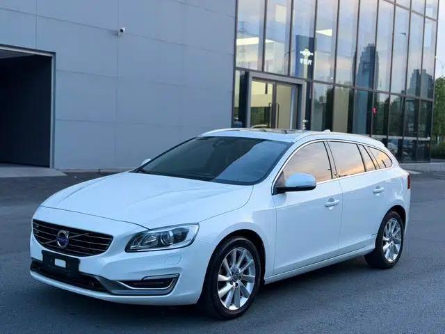 2014 Volvo V60 T5 Smart Edition